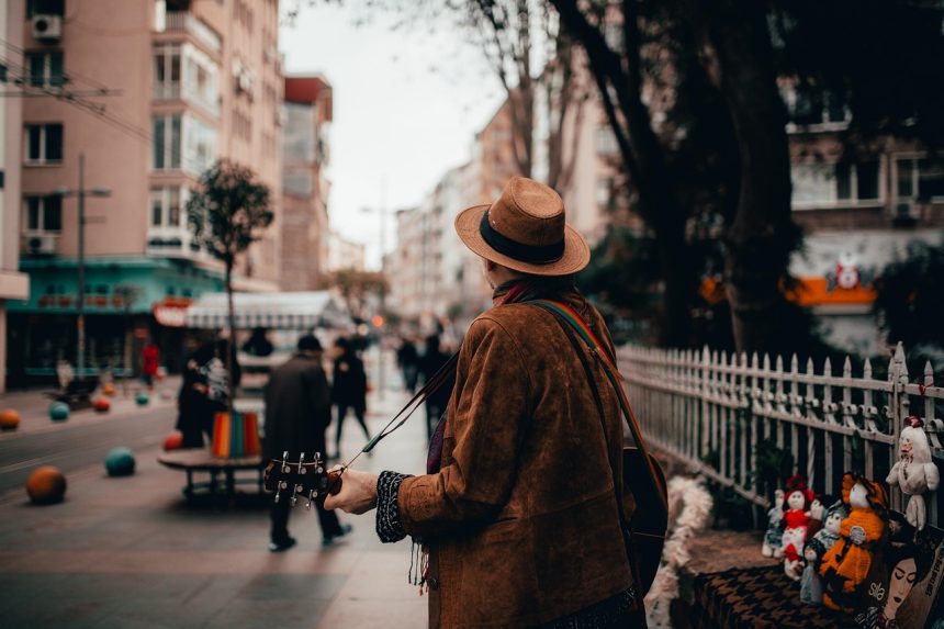 Exploring Global Fashion Trends: An Overview of Worldwide Style Evolution